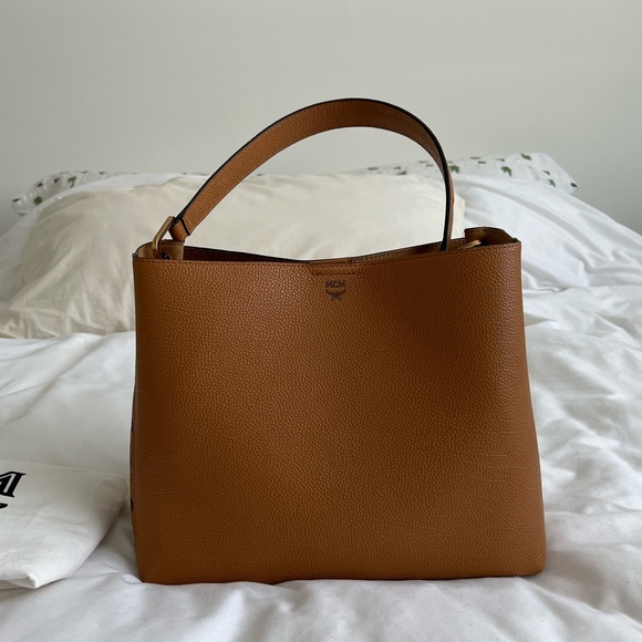 MCM sarah visetos hobo - Picture 3 of 16